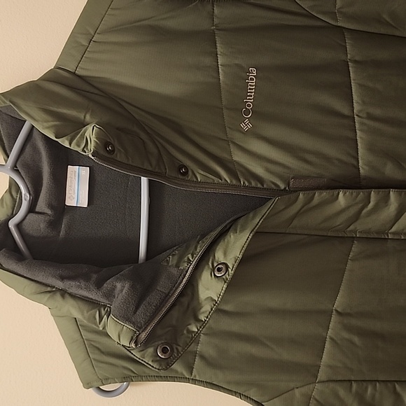 Columbia Vest - Picture 4 of 7